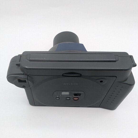 *SOLD* Vintage Fujifilm Instax Wide 100 95mm Instant Camera with Film - TESTED - Picture 3 of 11